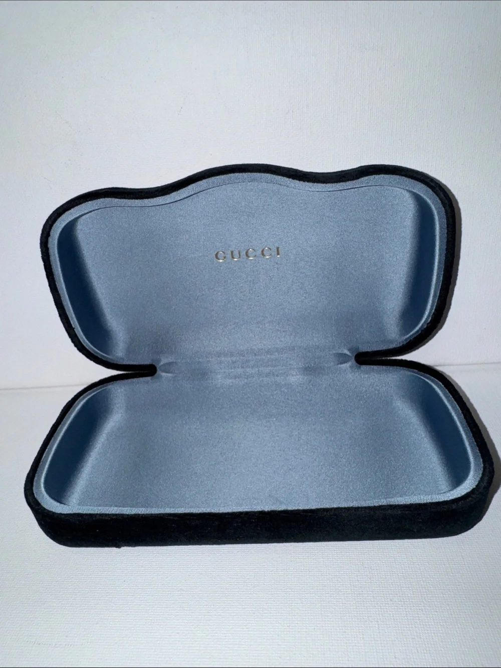 Gucci Sunglasses Case - Black Velvet Clamshell